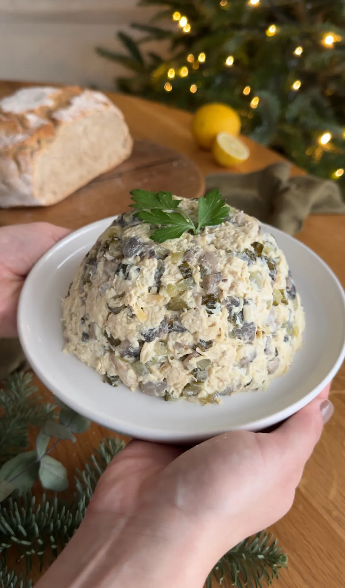 Salata cu pui si ciuperci